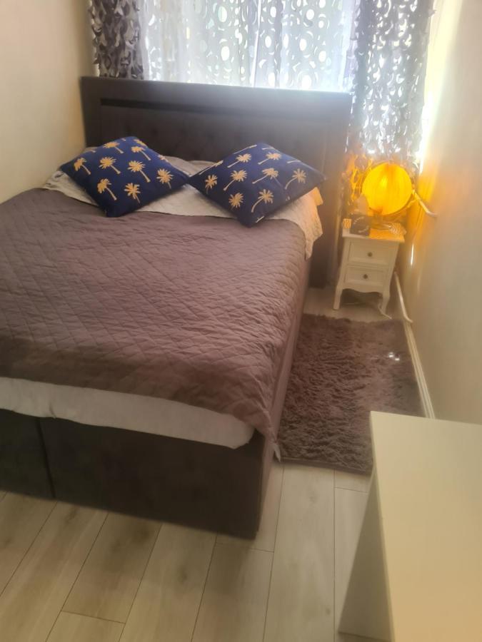 Appartamento Apartament Przy Starym Miescie Stettino Esterno foto